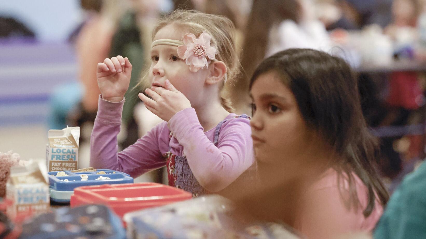 State superintendent proposes free school breakfast and lunch in budget request
